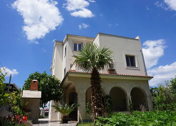 Stella Mare Apartments