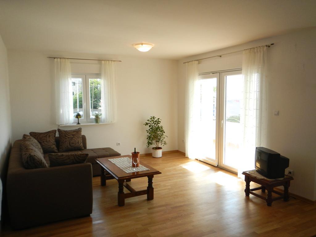Stella Mare Apartment *