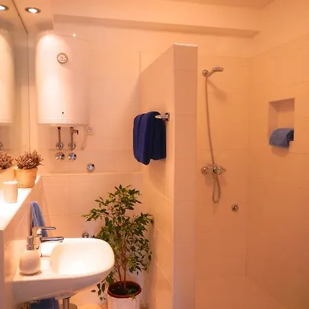 Stella Mare Apartments Podstrana Room photo