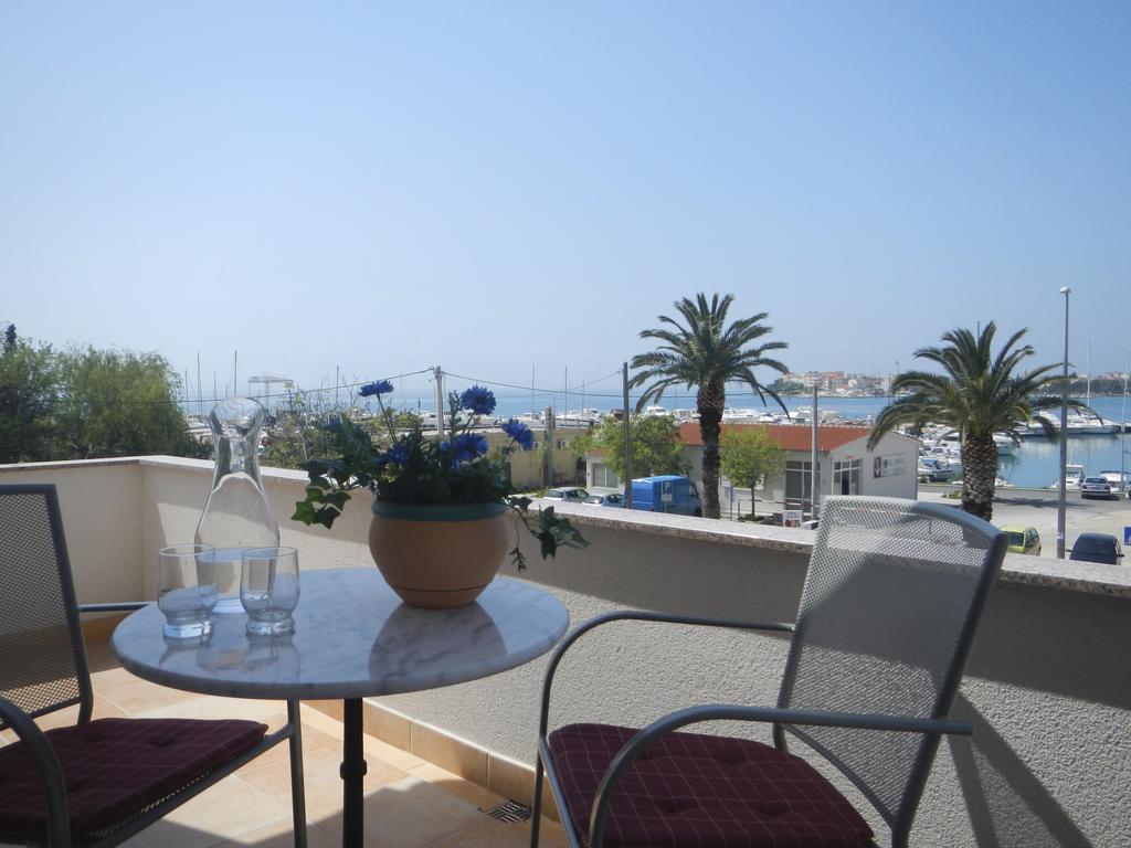 Stella Mare Apartment *